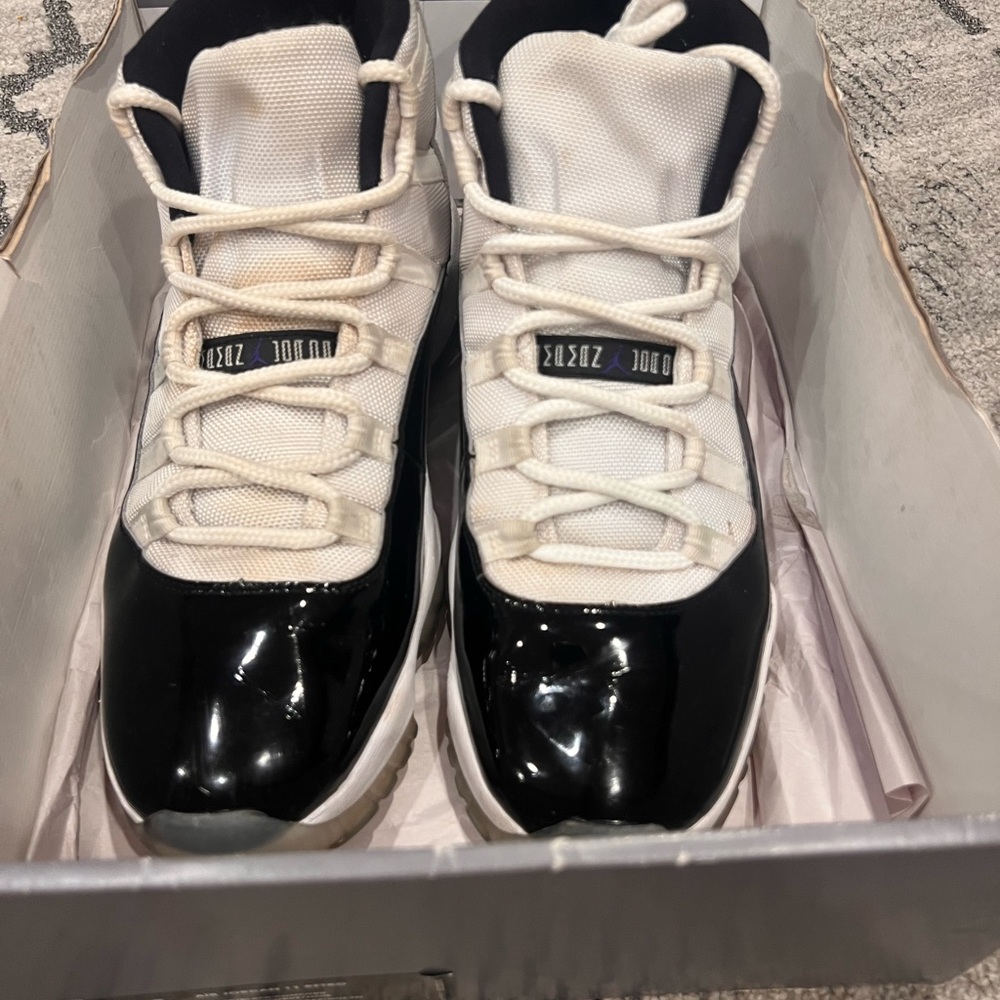 Jordan 11 “Concord” size 12.5